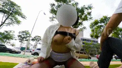 退网淫妻大神 #YQK 淫妻户外露出自慰 出来勾引大哥 #自购