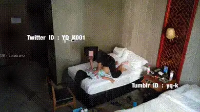 退网淫妻大神YQK，到洗浴中心做按摩，按到爽时就让男技师给自己舔舔逼，舔爽后被技师连操两炮，全都无套内射！