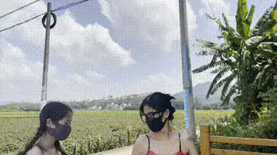 #小K 闺蜜双人成行，身上彩绘全裸漫步，实则一丝不挂的感觉真的是太刺激了，这个系列国内好像还没其他人玩过（上集）